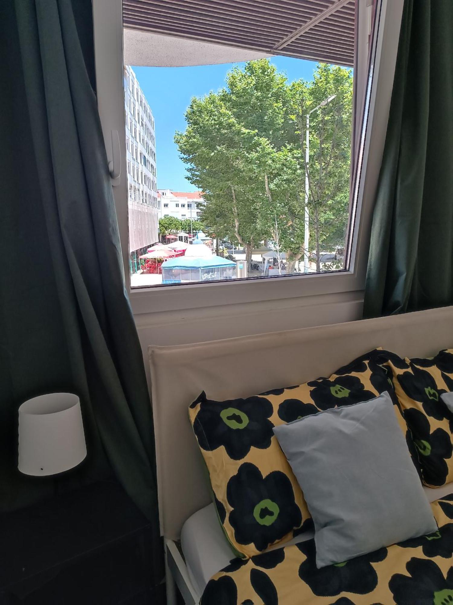 Plaza Caparica Hostel Costa de Caparica Εξωτερικό φωτογραφία