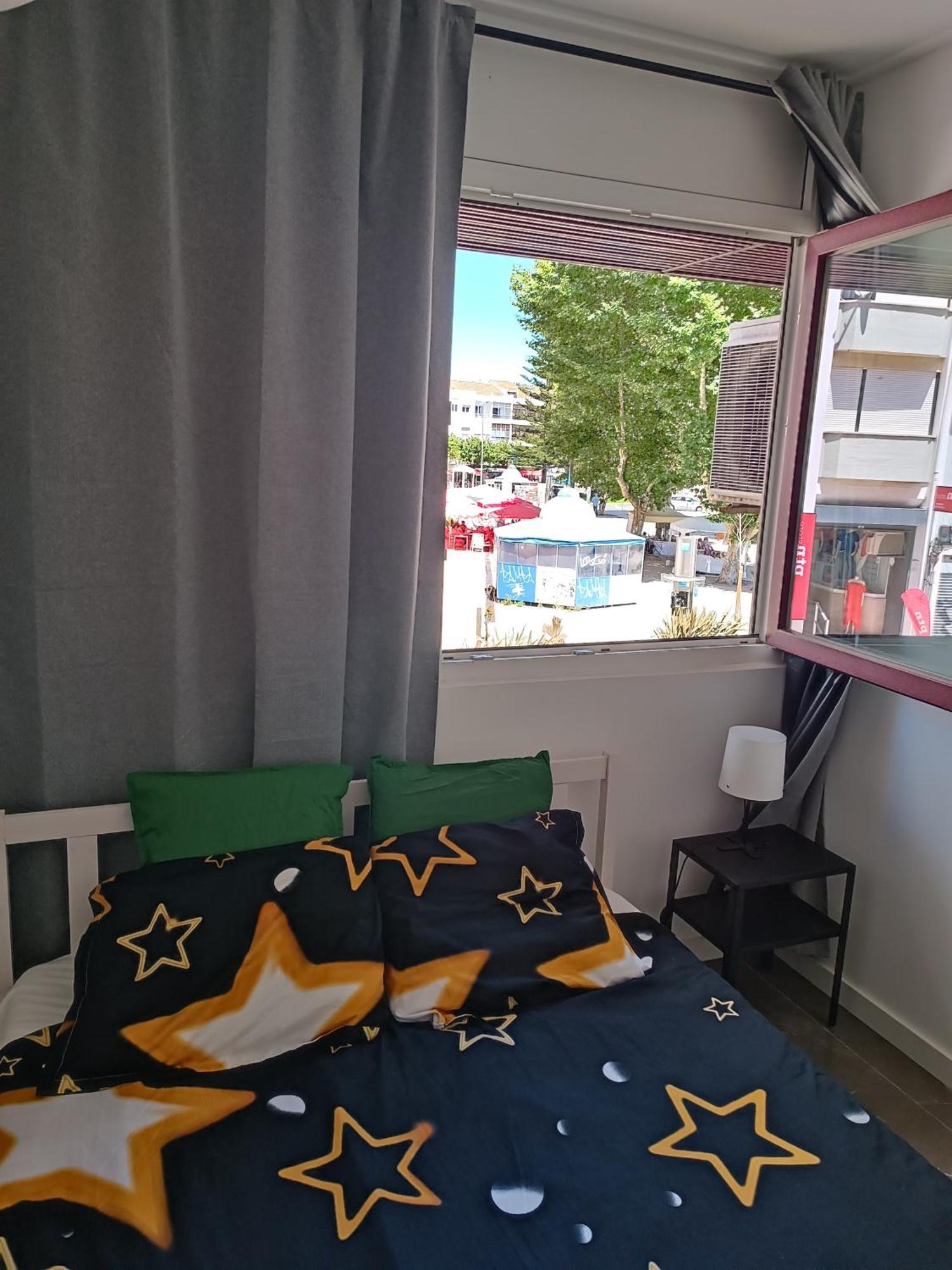 Plaza Caparica Hostel Costa de Caparica Εξωτερικό φωτογραφία